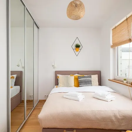 Metro Ursynow Modern * Warszawa