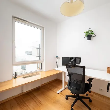 Metro Ursynow Modern Apartment Warsaw