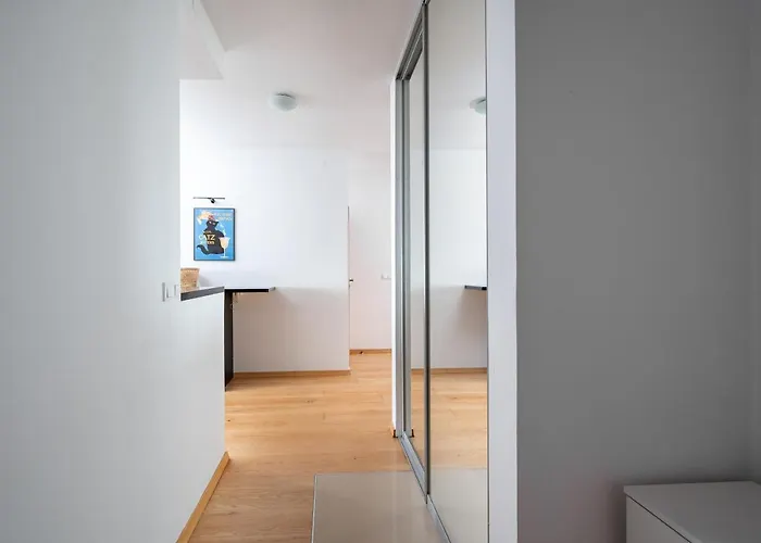 Metro Ursynow Modern Daire