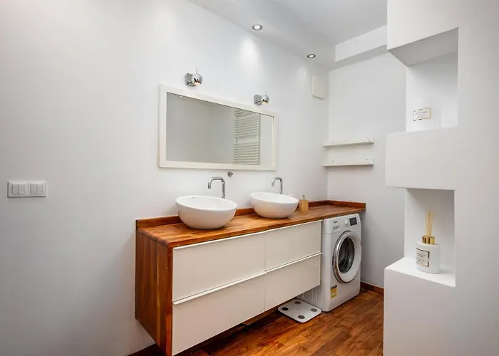 Metro Ursynow Modern Apartamento *