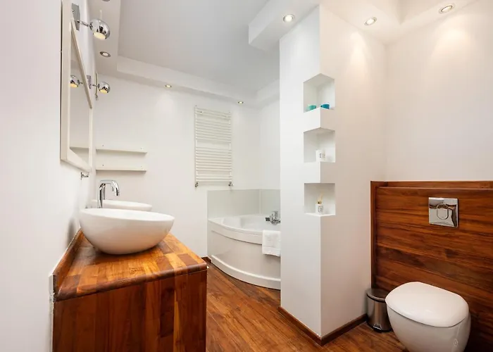 Metro Ursynow Modern Varşova