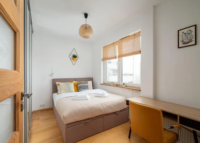 Metro Ursynow Modern Apartamento *