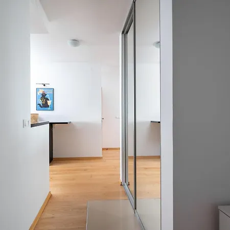 Metro Ursynow Modern Apartment